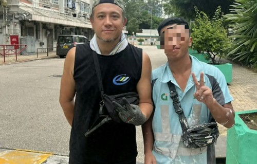 张致恒做搬运工养四子，称有中国传统思想要多生，仨儿子体弱多病