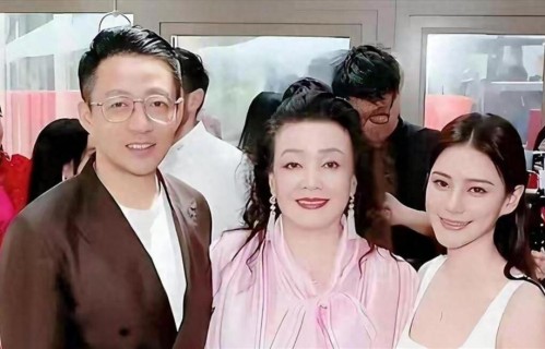 马筱梅甩锅张兰转移矛盾，汪小菲彻底醒悟，对亲妈改口用敬语！