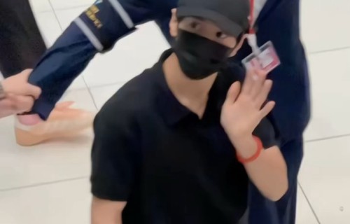 陈哲远抵泰遭围堵仍坚持与粉丝互动|线下活动|泰国|安保