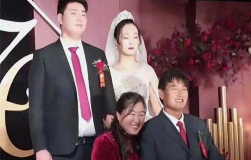 陈亚男订婚才4天，未婚夫底裤被揭，正脸照流出 年龄大个子矮