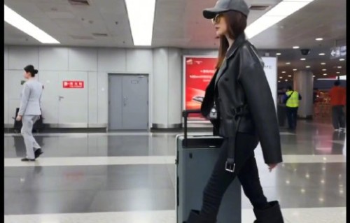 《乘风2026》中李小冉等演员跨界唱跳，她们为此做了哪些准备？