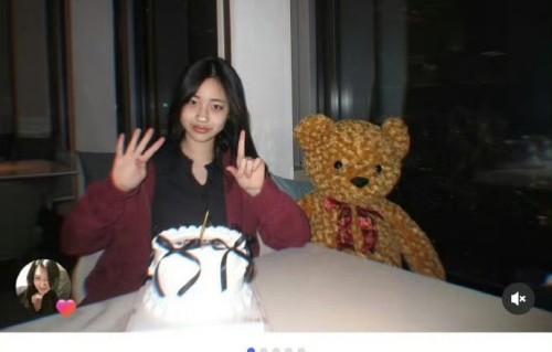 小s为小女儿庆14岁生日，留言恭祝皇后福泰安康|老三|庆生|网络|来源