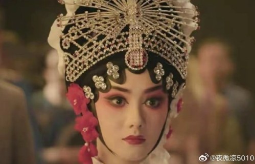 原著小说《主角》与电视剧版在主要人物的结局上有哪些重大改编？