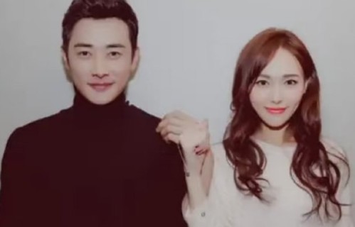 唐嫣和罗晋对待婚姻和家庭的态度是怎样的，他们平时如何平衡事业与生活？|晋嫣|AI视频生成|女儿|分工|反击