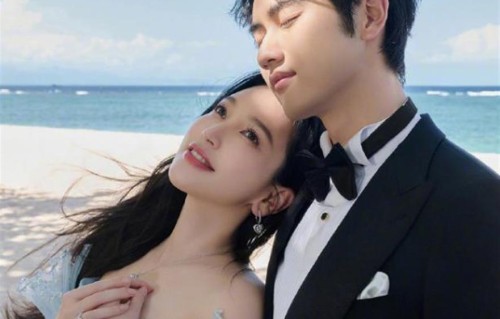 45岁女星与26岁老公巴厘岛大婚照曝光，19 岁年龄差终熬成正果