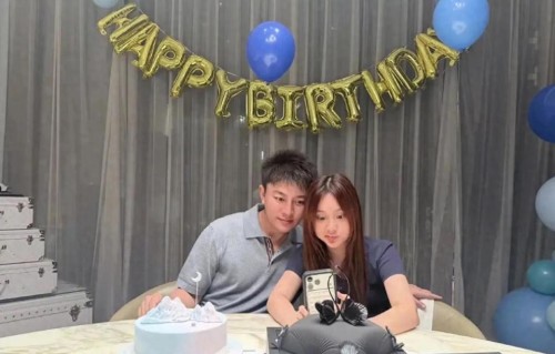 贾乃亮42岁生日仅女儿相伴：从“宠妻狂魔”到“单身爸爸”，他的幸福里藏着千万离异者的情感重建