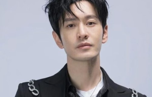 黄晓明为何会发文称被儿子“反向带飞”？