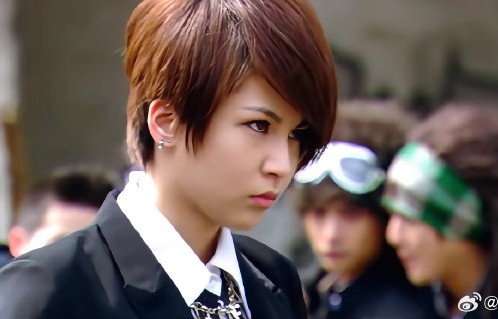 观众期待但曾沛慈未能在节目中演唱的歌曲《够爱》为何缺席？