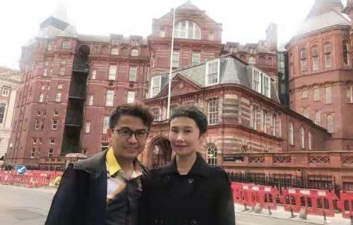 曾是周星驰御用配角 儿子患先天性罕见疾病 努力赚钱望有好结局