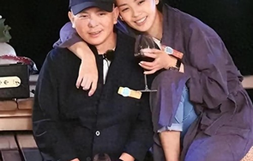 他曾跟刘涛同床共枕4年，如今年过六旬依旧未娶，刘涛坦言很愧疚 