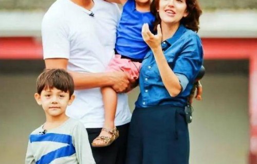 刘烨14岁女儿长成高级脸，骑马潜水都很牛，喜欢演戏可能进娱乐圈