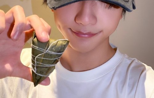 穆祉丞端午节祝福引发热议后，本人或TF_ING组合是否有所回应？|粉丝|安康|巡演|粽子|账号