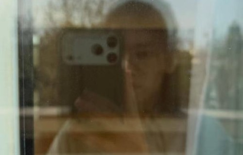 陈昊宇近期在社交媒体上展现了怎样的个人风格？|折纸|艺人|质疑|反击|沉默