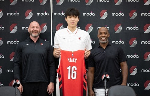 波特兰媒体：杨瀚森就像一块愚人金，看着值钱其实没真本事 