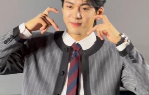 曾舜晞专业比心饭撒获赞，温柔互动甜如奶油