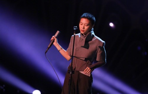 Jessie J袭榜成功！《歌手2026》收视断层第一，尤长靖唱哭全网