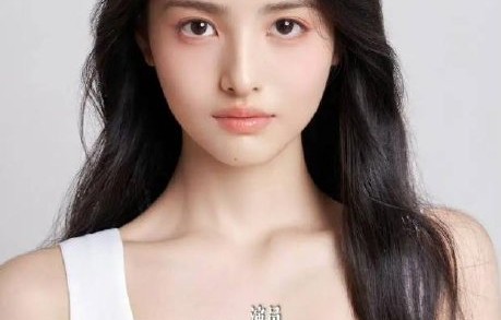 19岁素人雪野或成《功夫女足2》女主，星爷钦点