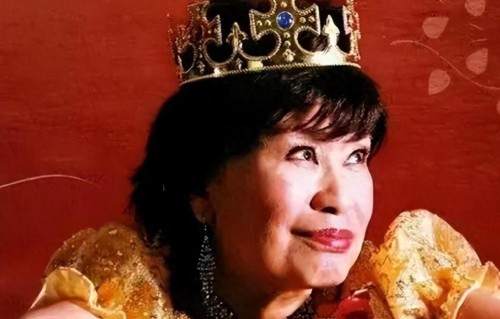 她演一辈子丑角，88岁无性无爱，有钱却住老破小，被称最美女神