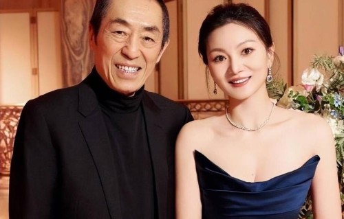 张艺谋的媳妇，20年不靠脸吃饭，却把三个孩子养成了样样能打的人