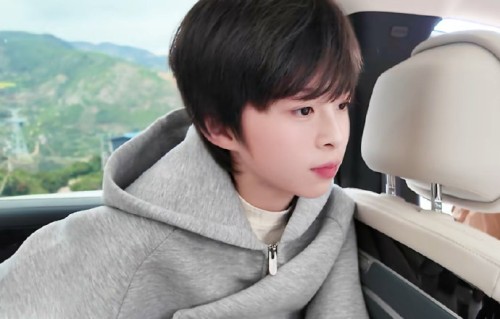 粉丝如何看待余政霖加李煜东微信的方式？