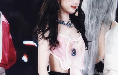 本次站姐团建活动预计会发布哪些类型的粉丝物料？