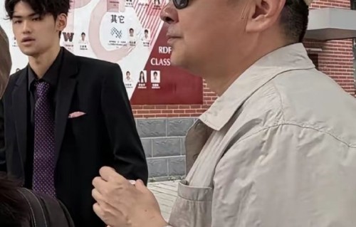 陈建斌家庭除了虎虎之外，其他家庭成员目前的情况如何？|蒋勤勤|星二代|小儿子|毕业典礼|美术馆