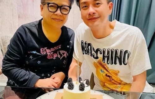 原来她是黄宗泽妈妈，多次赶走儿子女友掌管财政，难怪儿子不婚育