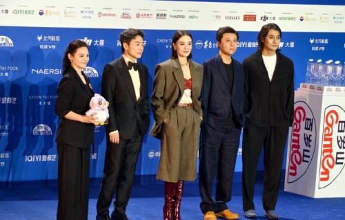 宋佳新作《余烬》在北影节主要竞争什么奖项？|北京国际电影节|versacecollection|好运|天坛奖|影片