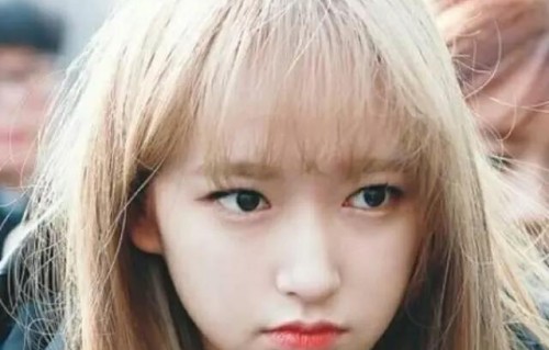 韩国包装能力强!爱豆出道前后差别太大?lisa早期打扮浓浓泰国风