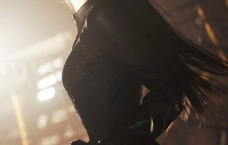 为什么代斯的舞台表现被观众和网友评价为‘稳如磐石’和‘女团本团’？|赛制争议|舞台黑幕|乘风2026|代斯舞台|实力质疑