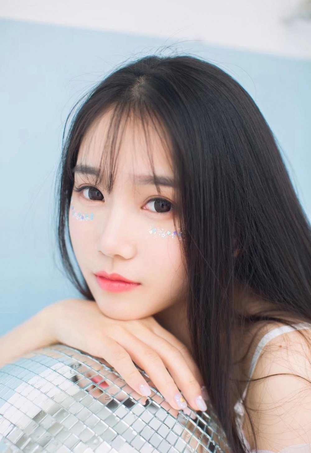 姚琛的‘粽子造型’和在雪地写字的具体画面是什么样的?|雪崩|粉丝|高原|镜头|深雪