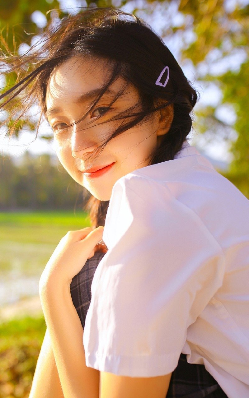 甜馨嗯哼咖啡店被偶遇!从萌娃到青梅竹马的十年情谊