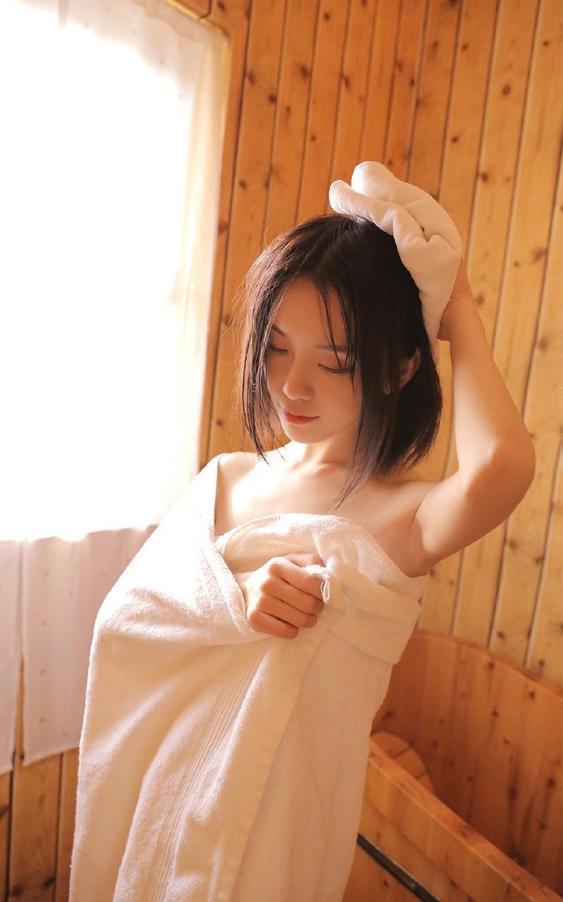 47岁黄晓明为圆博士梦，不惜暂停演艺事业再战考博