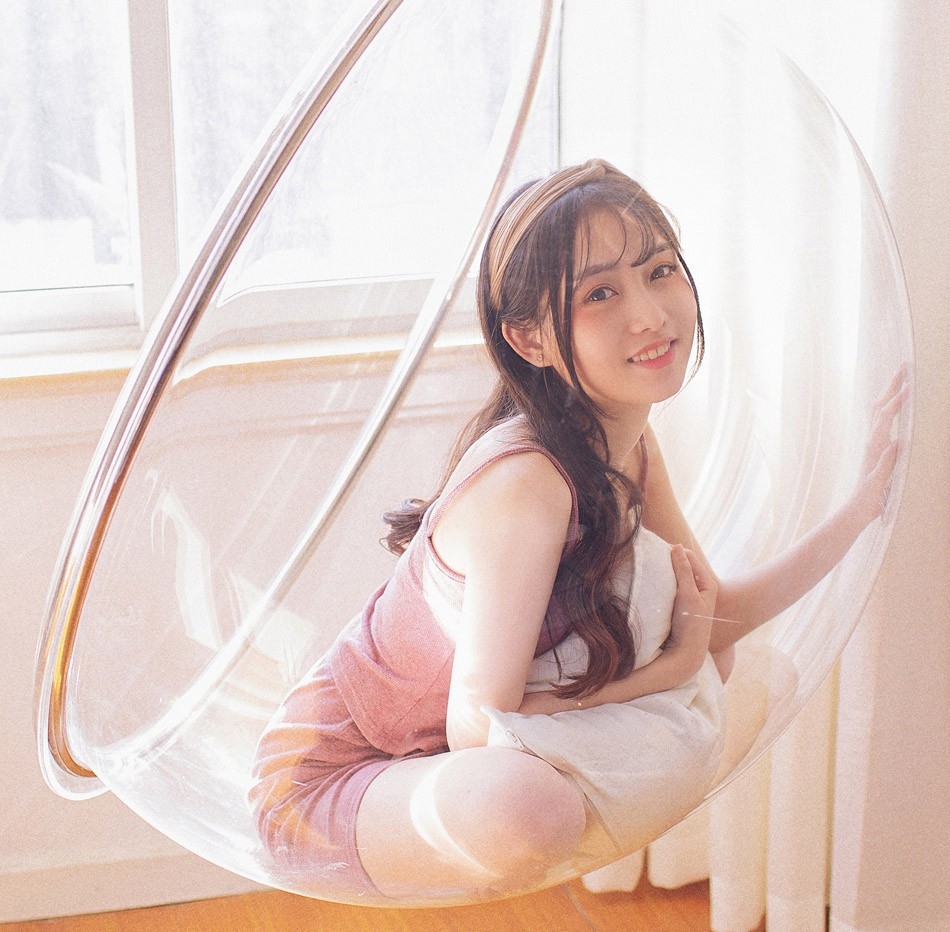 苏醒连发6张录音棚“刷屏”照，粉丝调侃：这条微博也太吵了！