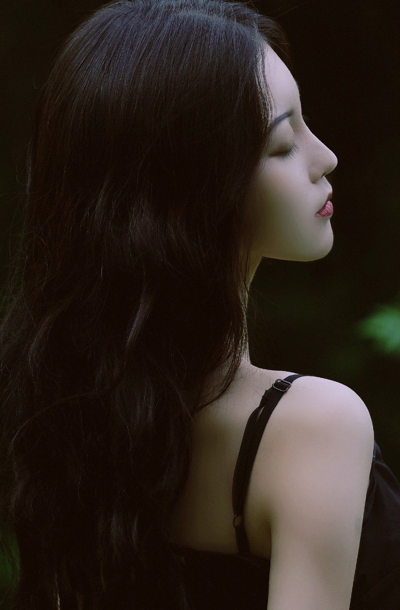 王俊凯新歌《你会找到我》卡点521上线，双主打时间叙事引爆全网