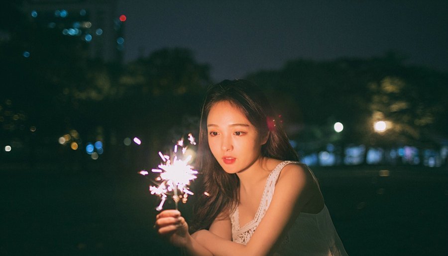 为什么网友称黄宗泽为“痞帅天花板”和“废墟人设”？