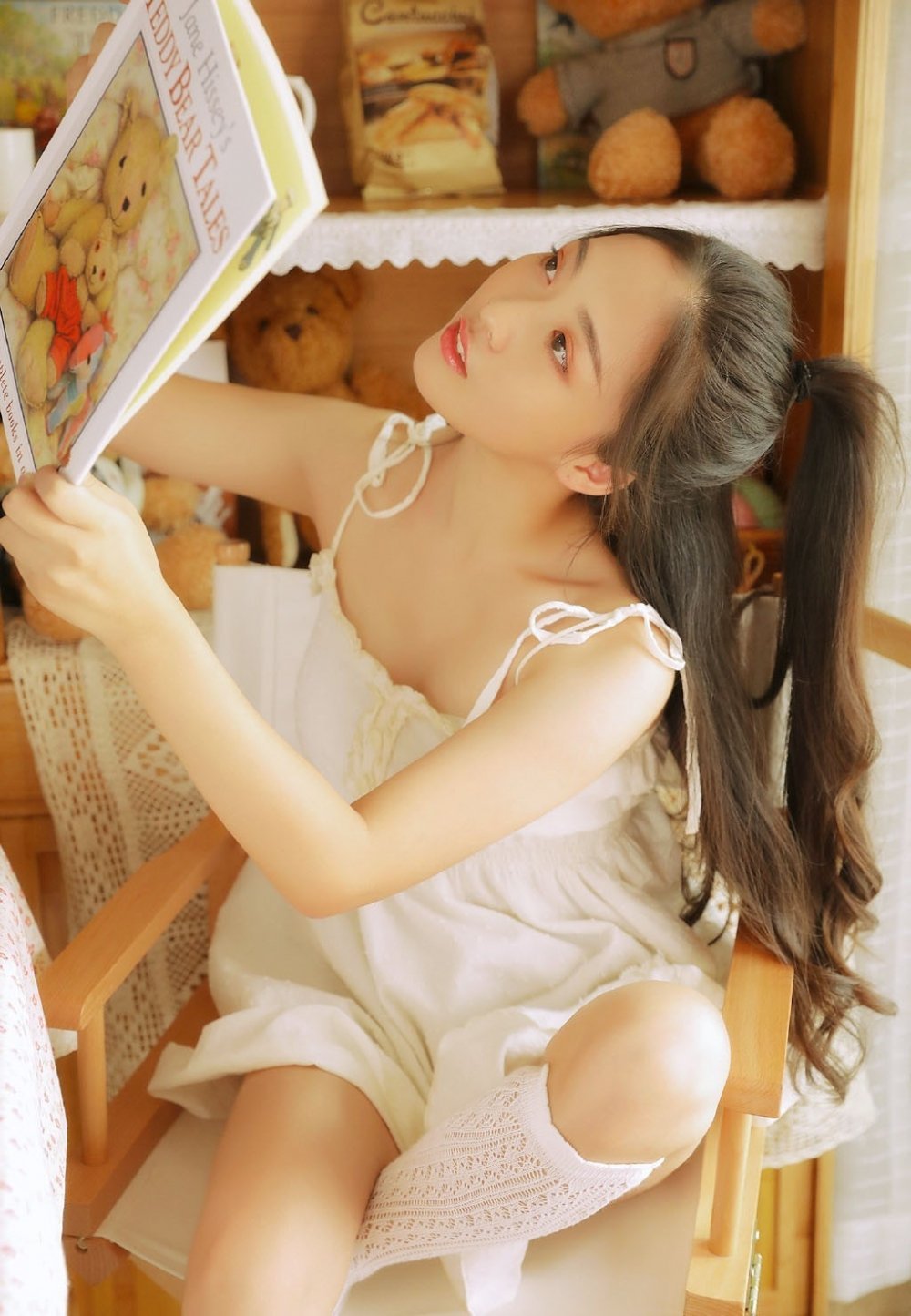 为什么泰国征兵海报会选用中国演员张凌赫的剧照?|逐玉|张凌赫骑马|古装骑马|谢征|张凌赫剧照