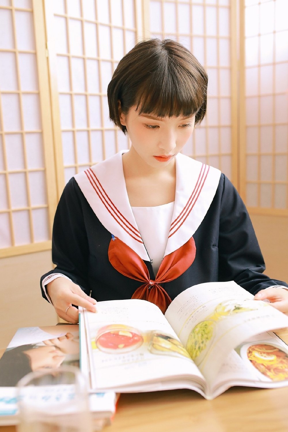 阿Sa在马拉松中的表现与其他参与明星如林志玲有何不同？