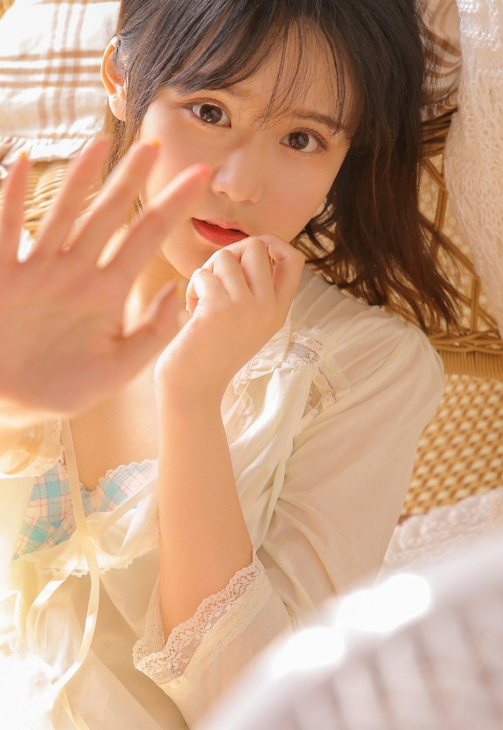 《私藏浪漫》杀青，期待张佳宁、魏哲鸣、王真儿等人的表现！