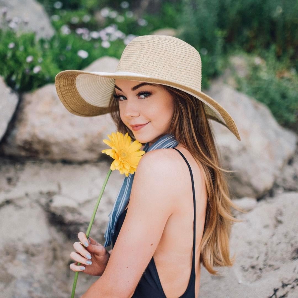 为什么姚琛的‘雪地代写服务’会被粉丝幽默‘避雷’？