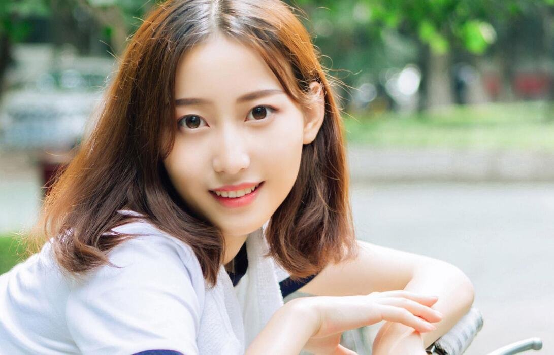 张凌赫拍了《逐玉》,怎么带火了何润东?