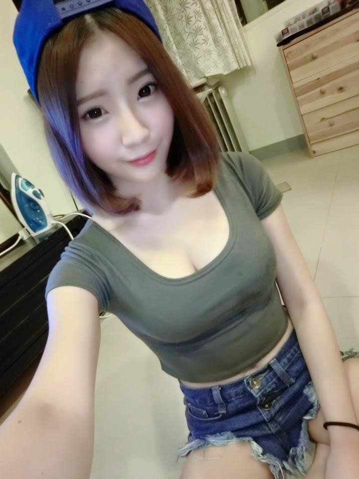 苏醒连发6张录音棚“刷屏”照，粉丝调侃：这条微博也太吵了！