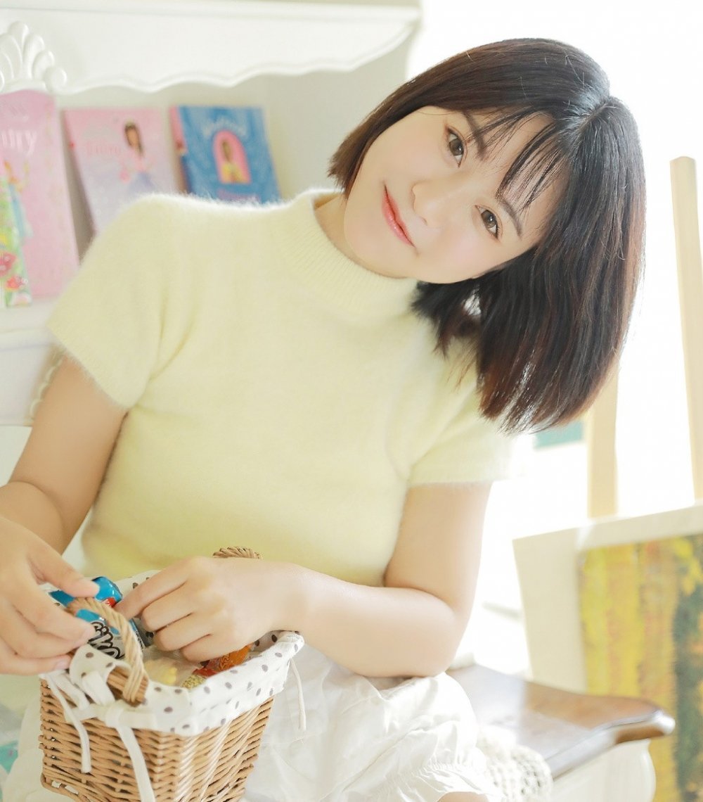 宋佳新片扮演身患绝症的火化师，网友：海报给我整哭了