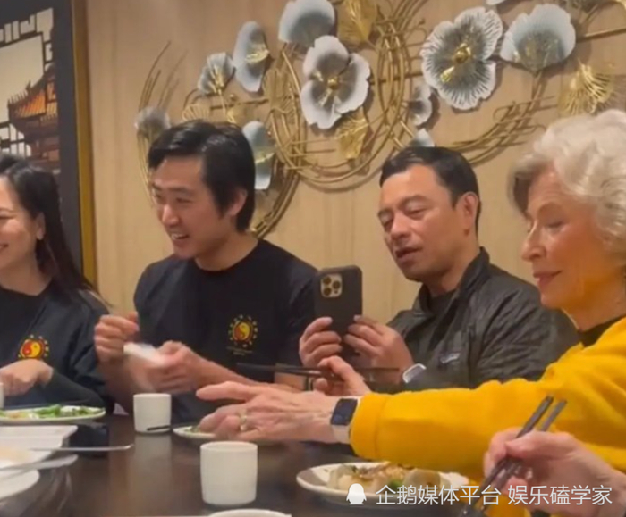  打开网易新闻 查看精彩图片 