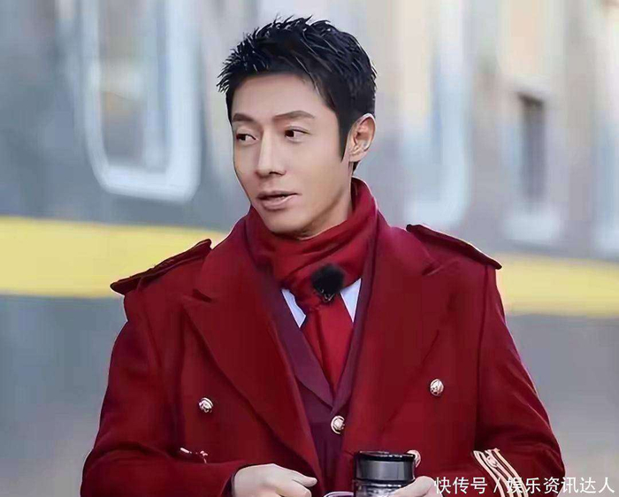 五十载春秋,褪去青涩,收获从容,这便是五十岁最动人的意义。你觉得撒贝宁最圈粉的地方,是台上的幽默,还是台下的烟火气?评论区聊聊吧。