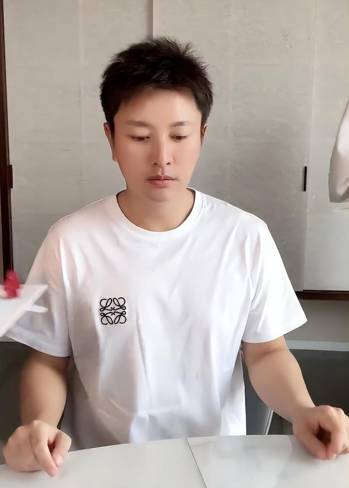 打开网易新闻 查看精彩图片