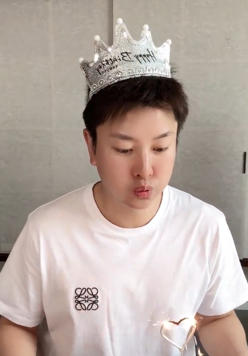 打开网易新闻 查看精彩图片