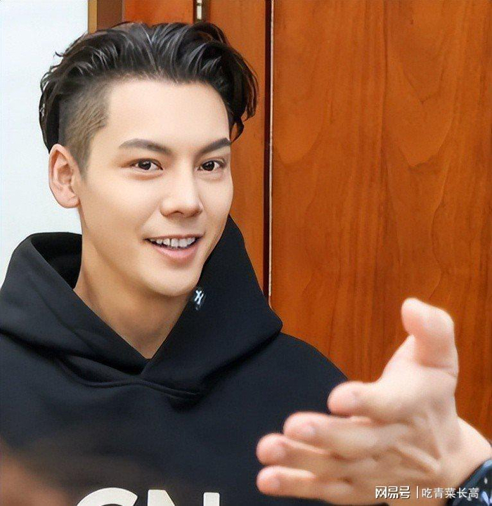 打开网易新闻 查看精彩图片