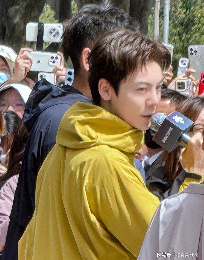 打开网易新闻 查看精彩图片