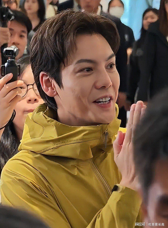 打开网易新闻 查看精彩图片